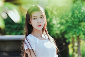 在逆境中成长：讲述上海弱势群体的故事